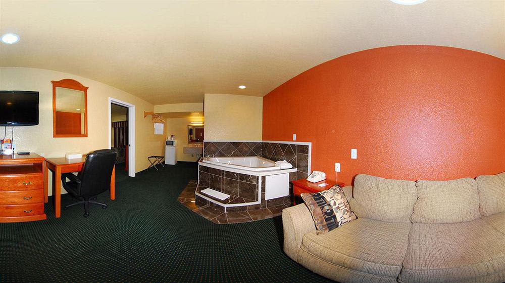 Woodridge Inn And Suites Miami Ngoại thất bức ảnh